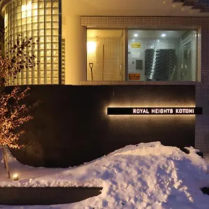 Royalheights Kotoni 広々30平米 最大4名ルーム B アパート